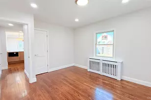 122 6th St, Hicksville, NY 11801 - Photo 18