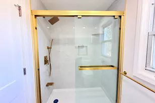 122 6th St, Hicksville, NY 11801 - Photo 14