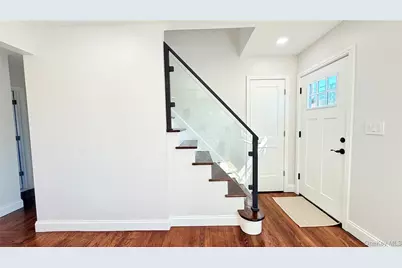 122 6th Street, Hicksville, NY 11801 - Photo 24