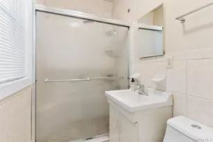 139-18 86th Ave, Briarwood, NY 11435 - Photo 18