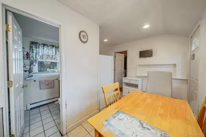 16 Rexmere Avenue, Farmingville, NY 11738 - Photo 6