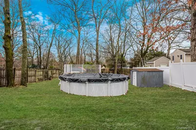 16 Rexmere Avenue, Farmingville, NY 11738 - Photo 18