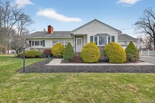 38 Noel Dr, Newburgh, NY 12550 - Photo 2