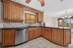 38 Noel Dr, Newburgh, NY 12550 - Photo 16