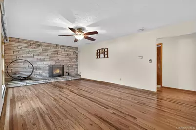 38 Noel Drive, Newburgh, NY 12550 - Photo 6