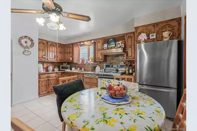 63-01 138th Street, Flushing, NY 11367 - Photo 6