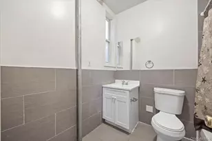 94 Elliott Ave, Yonkers, NY 10705 - Photo 16