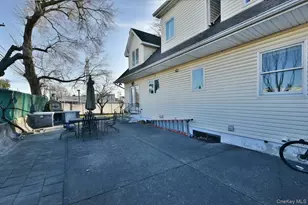 300 Pennsylvania Ave, Mineola, NY 11501 - Photo 28