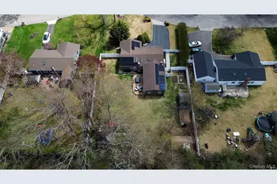 21 Elkin Drive, Middle Island, NY 11953 - Photo 46