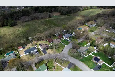 21 Elkin Drive, Middle Island, NY 11953 - Photo 42
