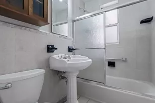 82-40 Austin St, Kew Gardens, NY 11415 - Photo 14