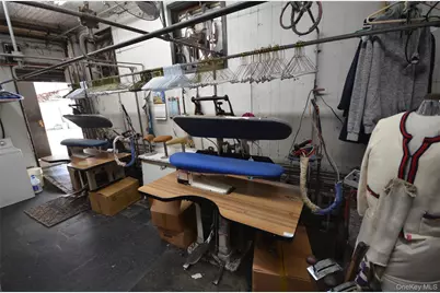 2360 Tiebout Avenue, Bronx, NY 10458 - Photo 12