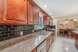 15 Carr Ln, Medford, NY 11763 - Photo 6