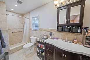 15 Carr Ln, Medford, NY 11763 - Photo 8