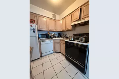 172-39 Highland Ave #4H, Jamaica, NY 11432 - Photo 6