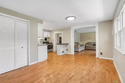 2 St Anthony Avenue, Nanuet, NY 10954 - Photo 2