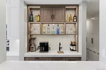 9 Watercrest Court, Saint James, NY 11780 - Photo 6