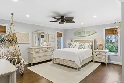 9 Watercrest Court, Saint James, NY 11780 - Photo 12