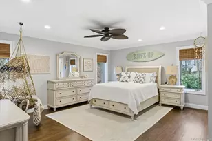 9 Watercrest Ct, Saint James, NY 11780 - Photo 12
