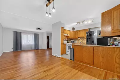 18 Cardinal Drive, Poughkeepsie, NY 12601 - Photo 14