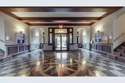 8384 116th Street #5G, Kew Gardens, NY 11415 - Photo 2