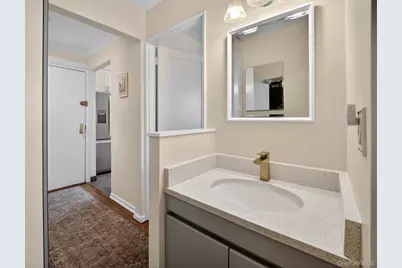 13 W Mill Drive #4A, Great Neck, NY 11021 - Photo 14