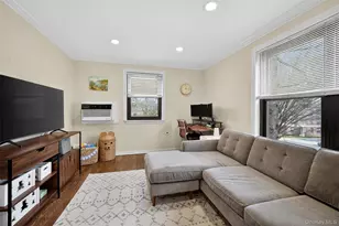 13 W Mill Dr, Great Neck, NY 11021 - Photo 8