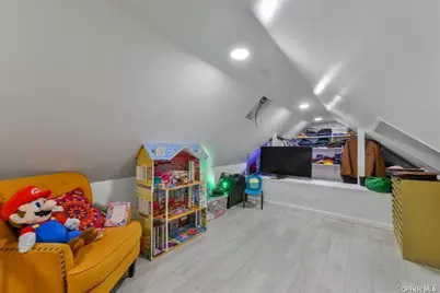 99-78 164th Road, Howard Beach, NY 11414 - Photo 18