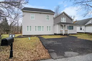 35 Woodcliff Ave, Monticello, NY 12701 - Photo 2