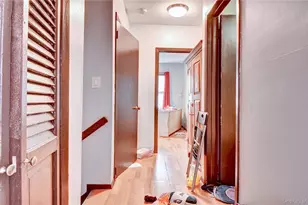 114 W Parmenter St, Newburgh, NY 12550 - Photo 12