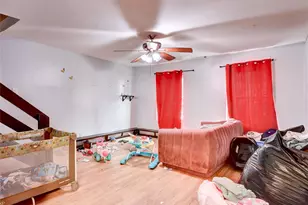 114 W Parmenter St, Newburgh, NY 12550 - Photo 4