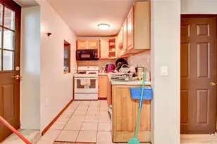 114 W Parmenter St, Newburgh, NY 12550 - Photo 8