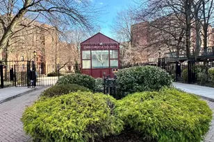 150-25 72nd Rd, Kew Gardens, NY 11367 - Photo 2