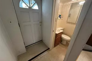 33 Marion Pl, Pearl River, NY 10965 - Photo 10