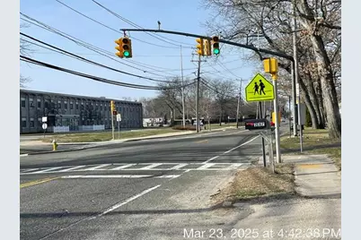 255 Jayne Boulevard, Port Jefferson Station, NY 11776 - Photo 10