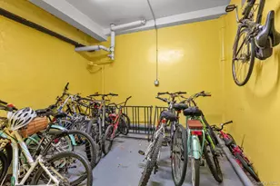 123-35 82nd Rd, Kew Gardens, NY 11415 - Photo 20