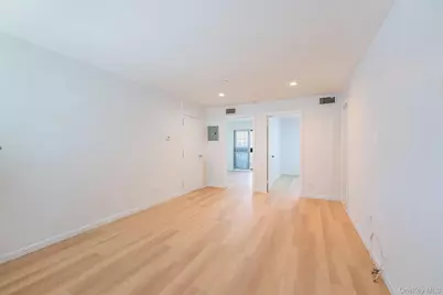 102-23 43rd Avenue #1B, Flushing, NY 11368 - Photo 6