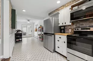 51 Lockitt Dr, Jamesport, NY 11901 - Photo 10