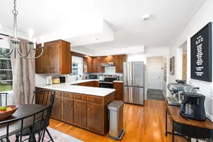 44 Thornwood Dr, Poughkeepsie, NY 12603 - Photo 4