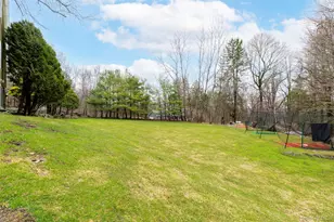 37 Sheryl Ln, Mahopac, NY 10541 - Photo 32