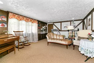 57 Merry Ln, Jericho, NY 11753 - Photo 6