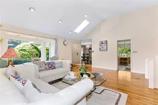 57 Merry Ln, Jericho, NY 11753 - Photo 4