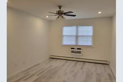 100 Hillside Drive #E4, Middletown, NY 10941 - Photo 14