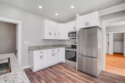 27 Orchard Place, Poughkeepsie, NY 12601 - Photo 18