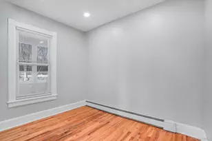 27 Orchard Pl, Poughkeepsie, NY 12601 - Photo 14