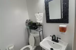 646 S 3rd Ave, Mount Vernon, NY 10550 - Photo 10