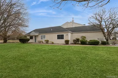 202 Gothic Circle, Manorville, NY 11949 - Photo 2