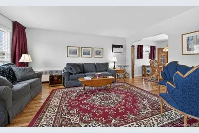 344 White Road, Mineola, NY 11501 - Photo 6