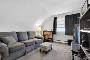 344 White Rd, Mineola, NY 11501 - Photo 14