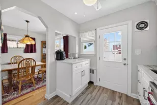 344 White Rd, Mineola, NY 11501 - Photo 10